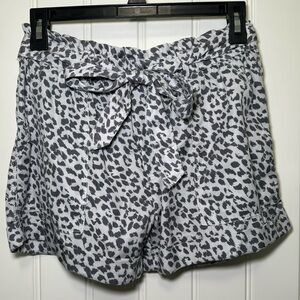 Aerie Women’s leopard print shorts - size S